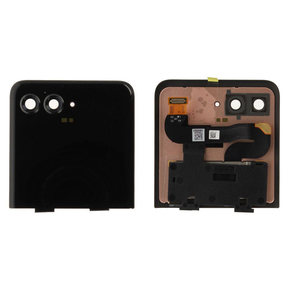 Motorola Razr 50 (outer)